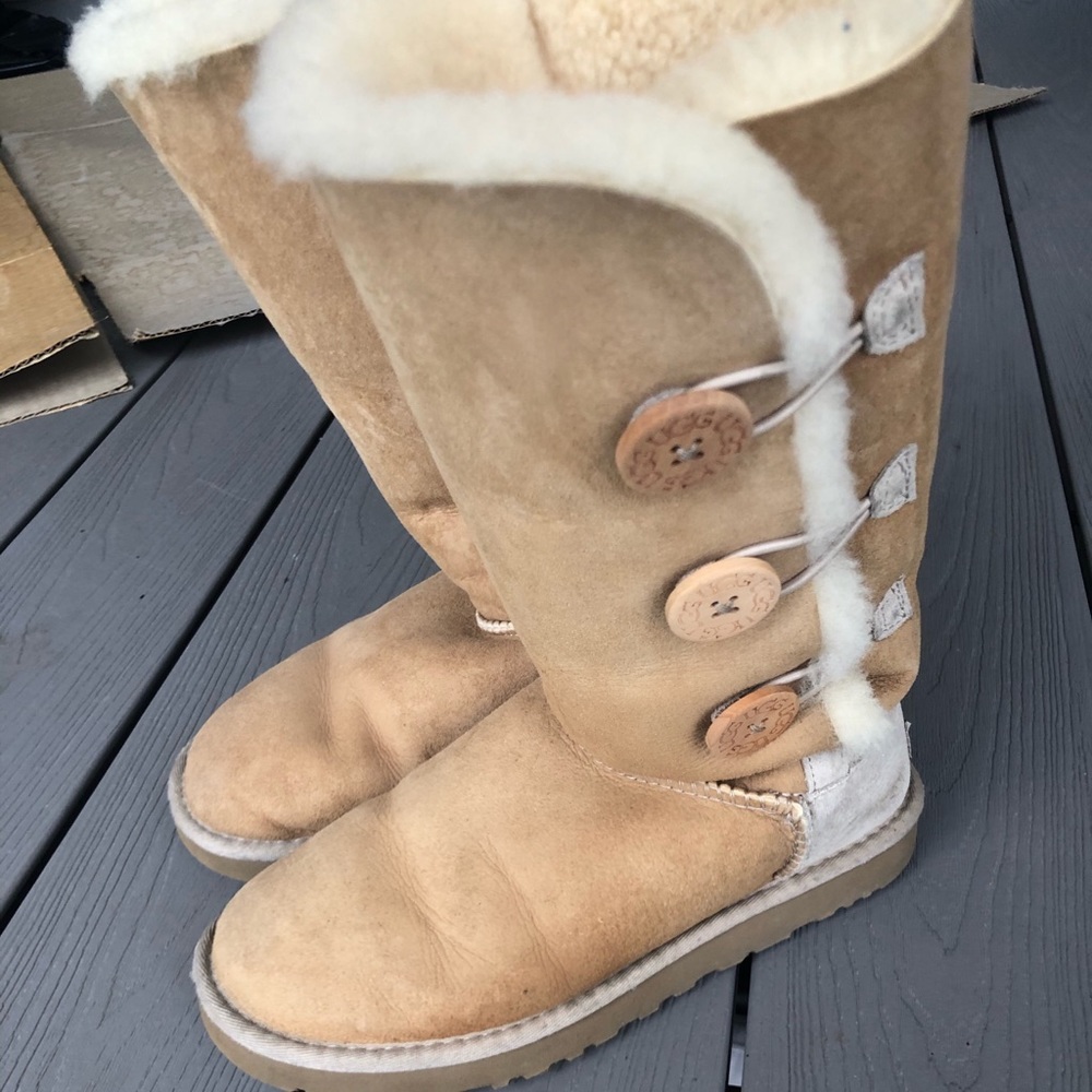 Ugg Australia tall buttons winter boots